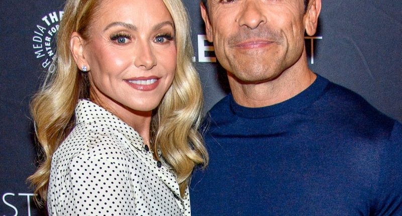Kelly Ripa Jokes About Wanting a "Gray Divorce" From Mark Consuelos