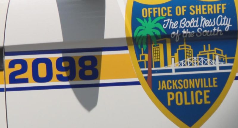 JSO corrections officer arrested on domestic battery charge