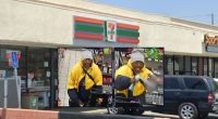 Woman uses makeshift flamethrower in 7-Eleven robbery: Cops