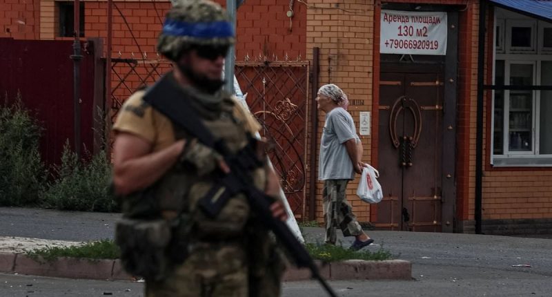 Ukrainian troops face being ejected from the Russian province of Kursk
