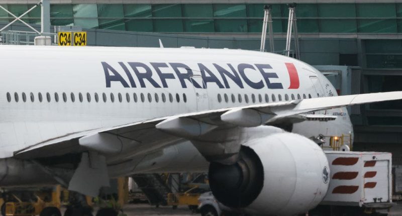 American woman on Paris to Boston flight dies in midair