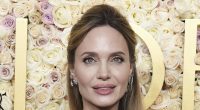 Angelia Jolie joins daughter Zahara, 19, at 2025 Golden Globes