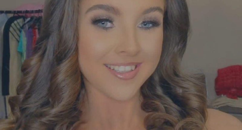 Portrait of Chloe Roberts.