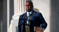 Chicago lawmaker hopes for 'justice and mercy' amid ICE raids 