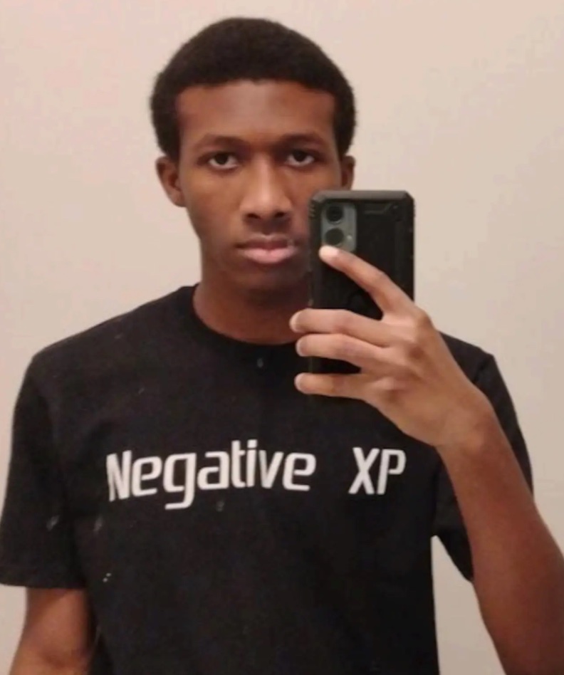 Photo of Solomon Henderson.