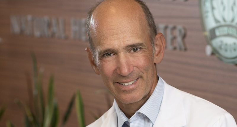 Doctor reveals surprising items leaching cancer-causing microplastics