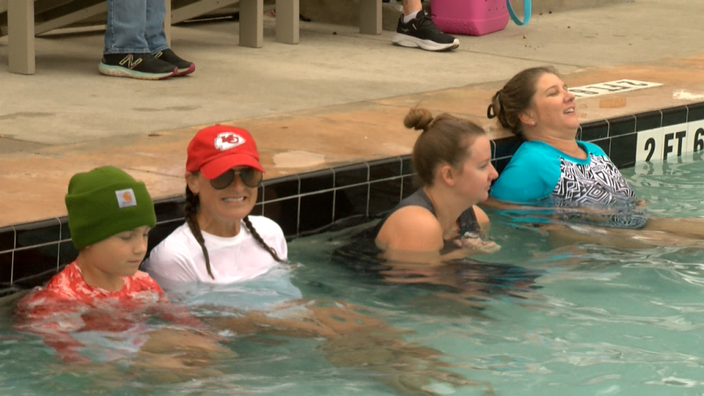 Dozens brave chilly waters at Clearwater Polar Plunge