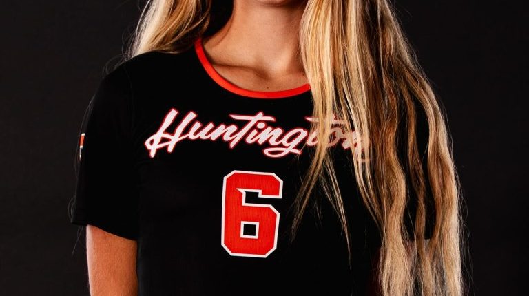 Kelly Reid, 16, has died the tragic plane crash