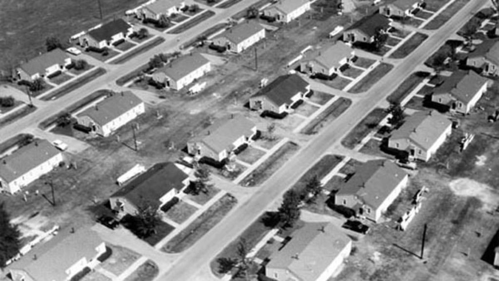Inside the Florida ghost town that was abandoned for strange reason