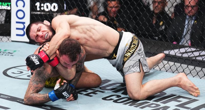 Islam Makhachev, Merab Dvalishvili gain 20-plus pounds by UFC 311 fight night