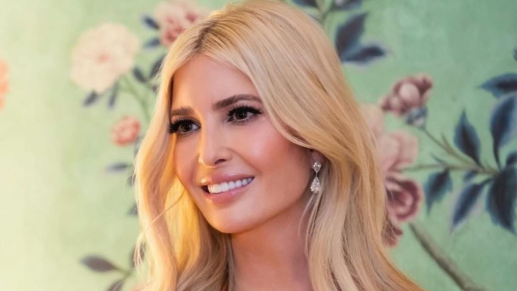 Ivanka Trump's Oscar de la Renta gown sparks liberal boycott threats