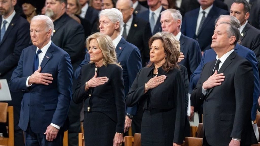 Kamala Harris makes blatant dig at Trump in Jimmy Carter tribute post