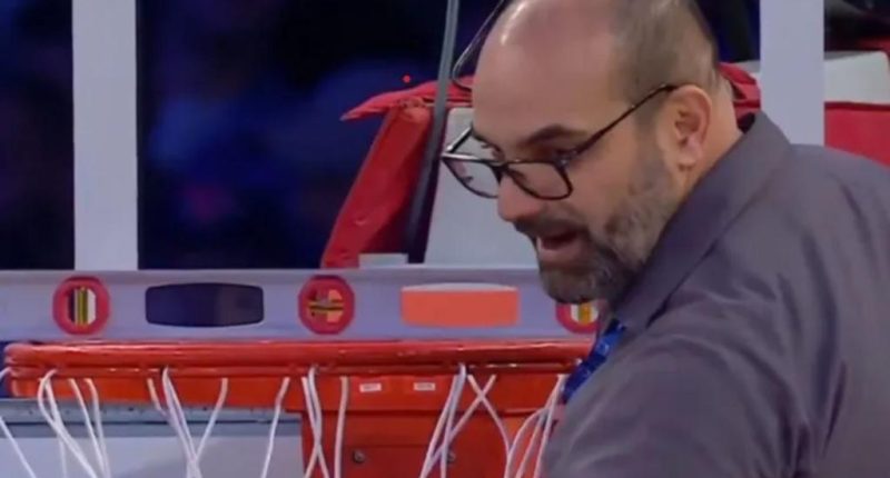 Knicks-Kings game delayed to check rim after OG Anunoby dunk