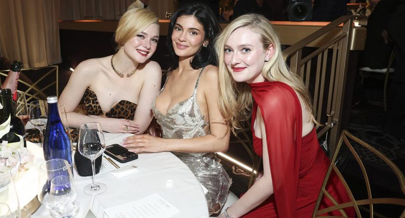 Kylie Jenner suffers awkward wardrobe malfunction during Golden Globes