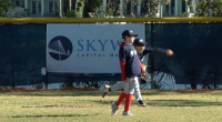 MLB Players Trust hosts clinic for little leaguers