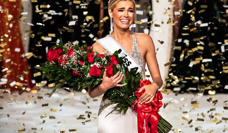 Abbie Stockard was crowned Miss America 2025 on Sunday night
