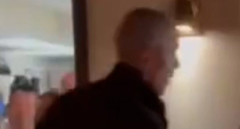 Obama spotted alone amid rumors about Jennifer Aniston