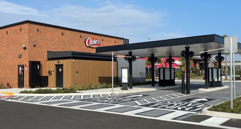 Raising Cane’s expands with grand opening in Lutz