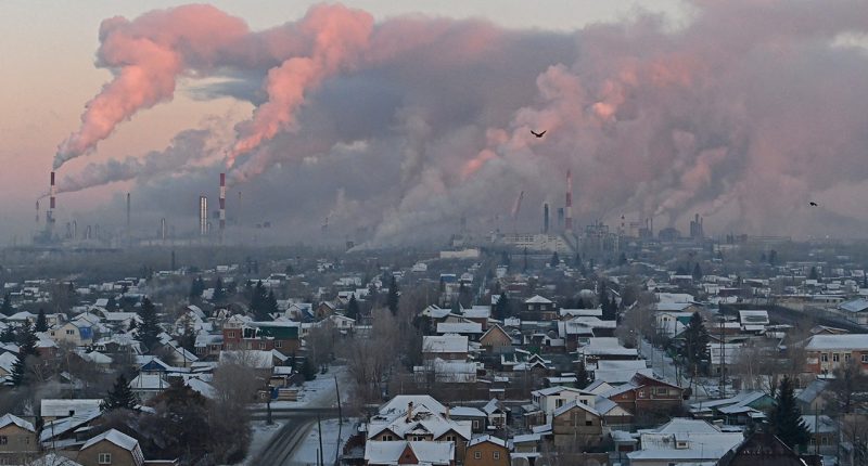 Russia says it will continue oil and gas projects despite US sanctions