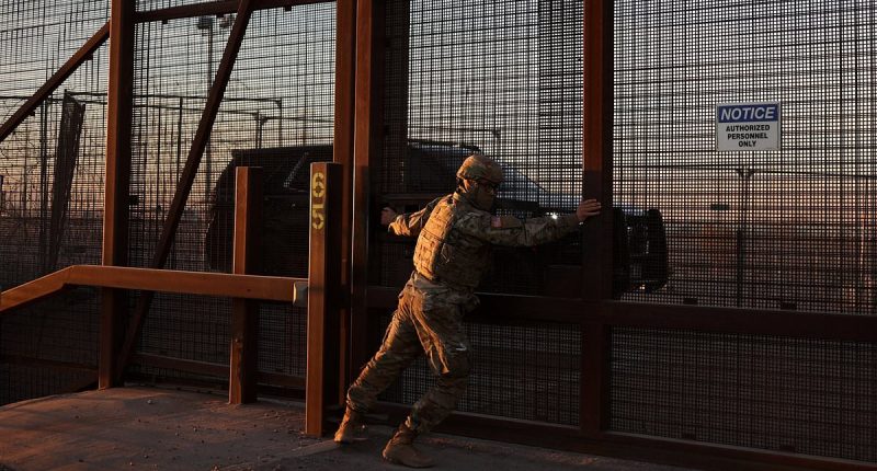 Trump deploys thousands more troops to the border for migrant clean-up