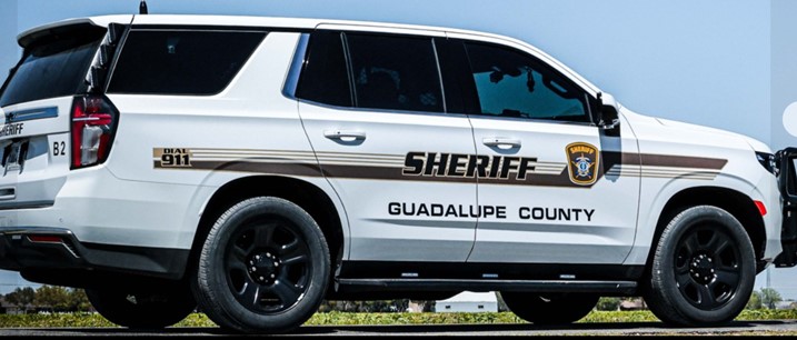 18 migrants found stowed in tanker truck near San Antonio