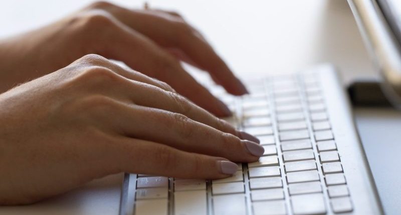 4 in 10 companies planning job cuts due to AI: Survey