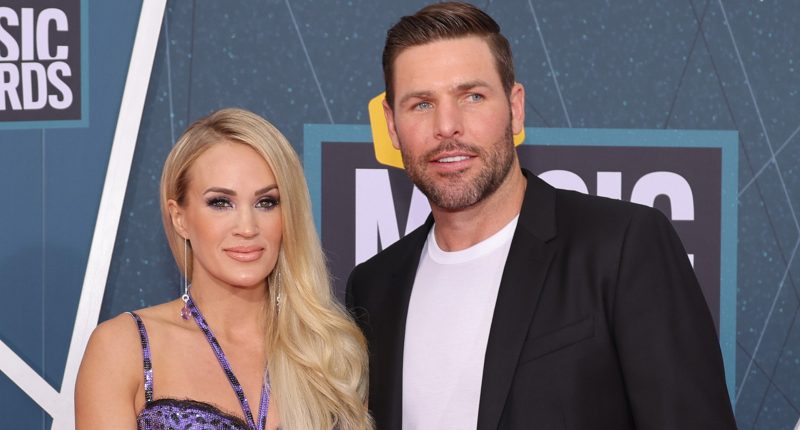 5 Signs Carrie Underwood & Mike Fisher Are Headed For Divorce