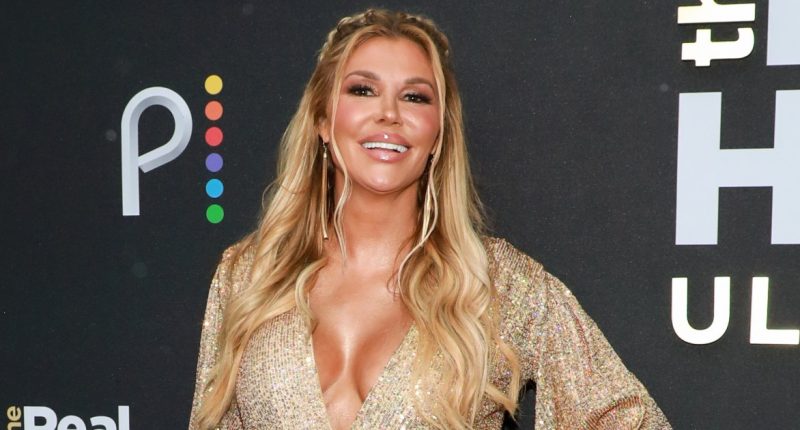 Brandi Glanville Visits Dr. Terry Dubrow for '4' Face Biopsies