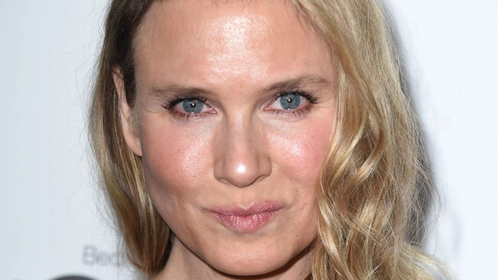 Changing looks of Renee Zellweger from fresh-faced Bridget Jones to Chicago bombshell as Vogue shoot leaves fans divided