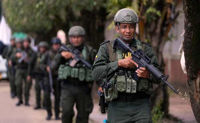 Colombia offers $700,000 reward for information on ELN rebel leaders