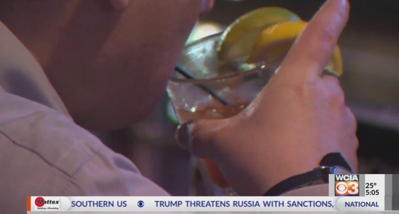 Does drinking alcohol increase your risk for cancer? U of I professor explains: