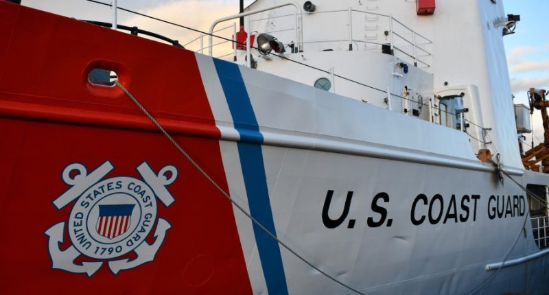 Dozens in Border Patrol custody after boat runs out of fuel near San Diego