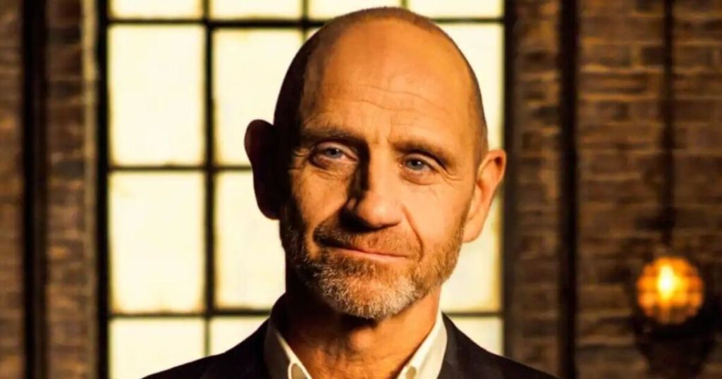 Dragons’ Den presenter Evan Davis' quiet life with husband and tragic wedding suicide