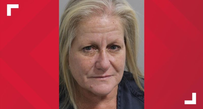 Ex-substitute teacher accused of showing explicit photos of herself to students