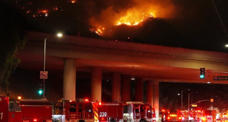 Fire north of Los Angeles threatens 50,000 people