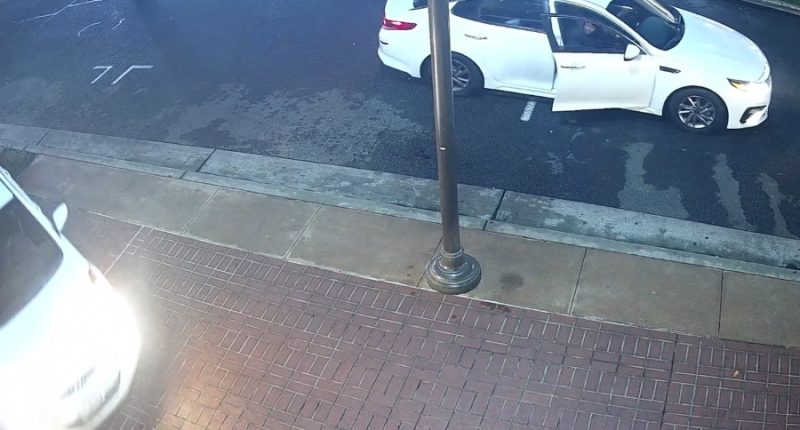 Fresno shoe store owner makes break-in 'pointless' with simple trick