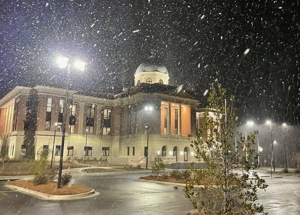 GALLERY: Snow and sleet in the Coastal Empire and Lowcountry