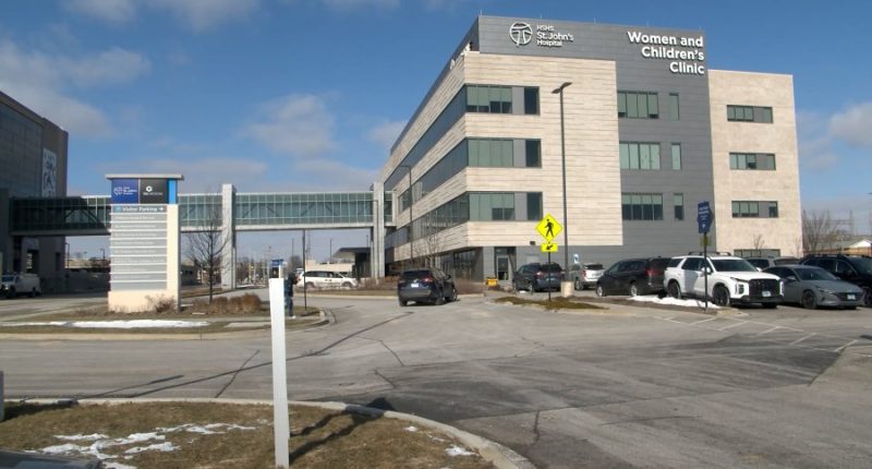 Health insurers now required to cover pregnancy, postpartum care in Illinois