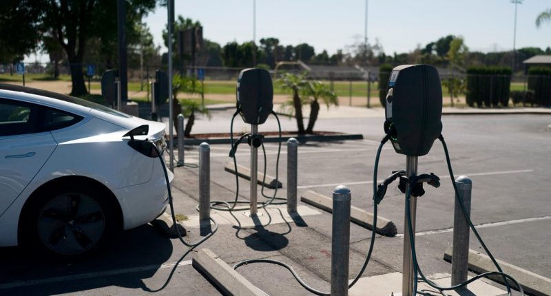 Jacksonville, FSCJ awarded $2.8 million for 100 electric vehicle chargers