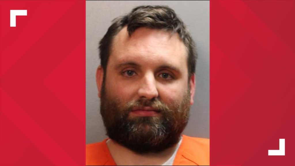 Jacksonville defense attorney arrested for smuggling drugs into jail