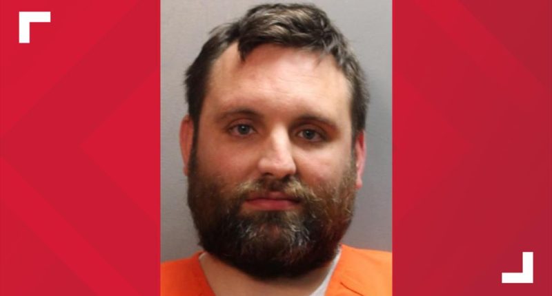 Jacksonville defense attorney arrested for smuggling drugs into jail