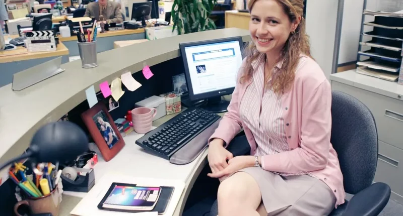 Jenna Fischer Didn’t Want to Star in the ‘American’ Version of ‘The Office’ at First