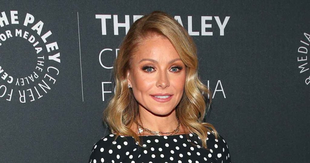 Kelly Ripa Reveals How Much Weight She Gained After Quitting Drinking
