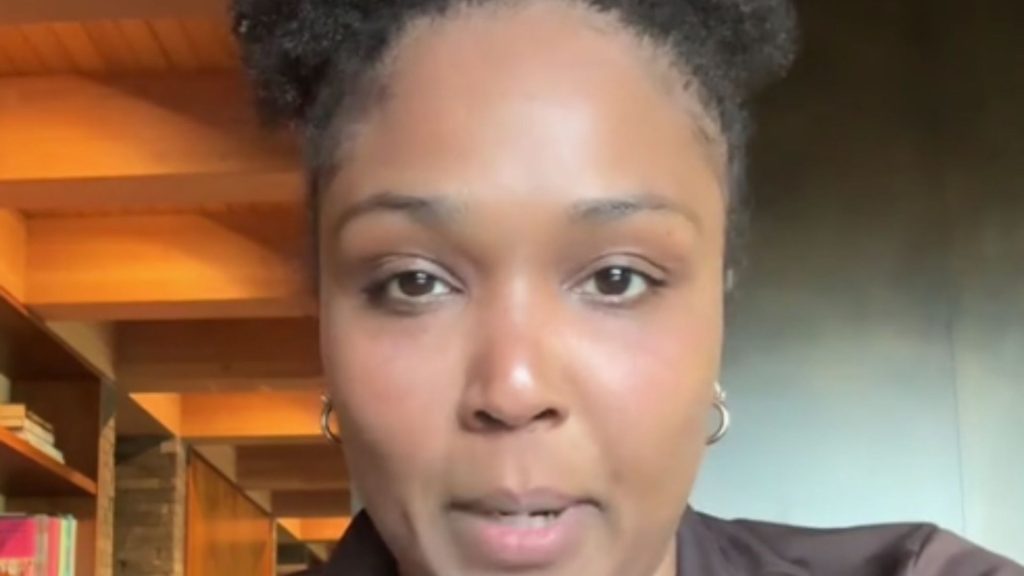 Kourtney Kardashian, Lizzo and Spencer Pratt and Heidi Montag join celebs ‘protesting TikTok ban’ with finals posts