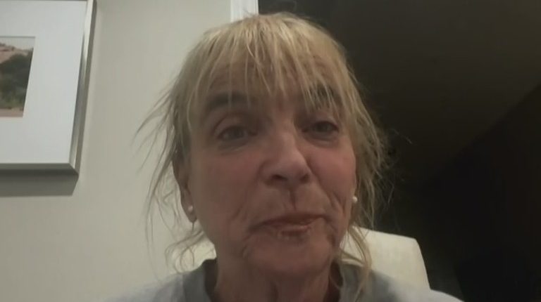 LA wildfire evacuee abandons car, told 'run for your life'