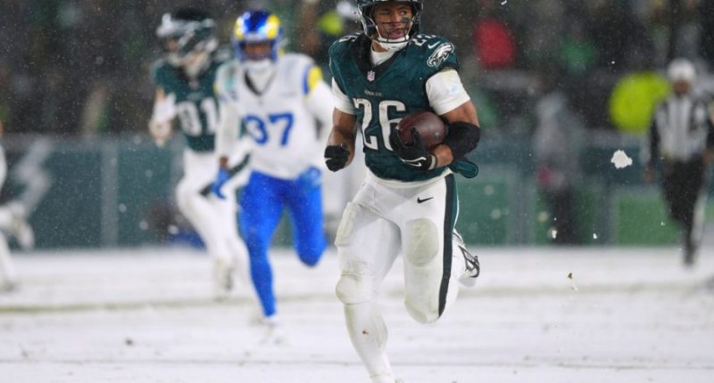 Massive run plays power Eagles to NFC Championsip Game
