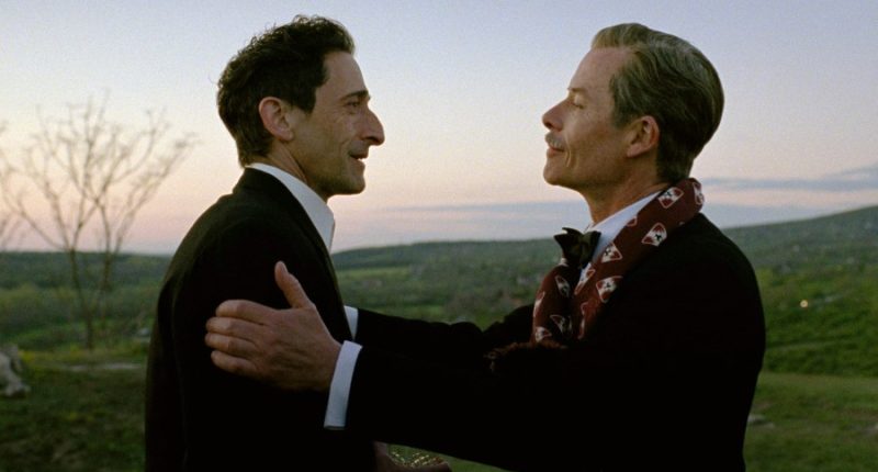 Mel Gibson’s ‘Flight Risk’ is No. 1 at box office