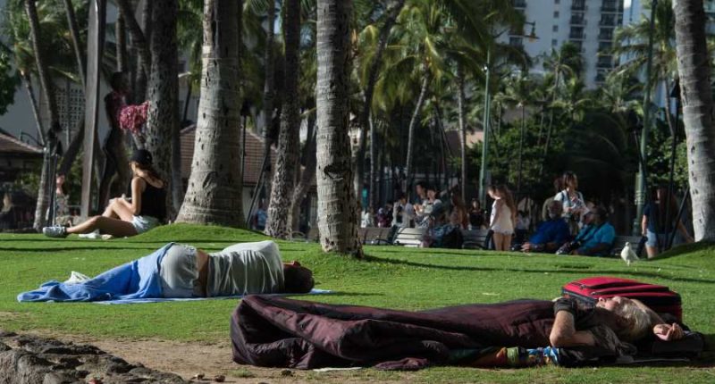 More than 100 Hawaii homeless sent back to mainland families