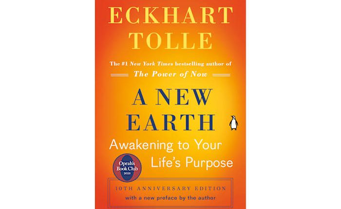 Oprah Winfrey opens 2025 with an encore. 'A New Earth' is her book club pick for a second time