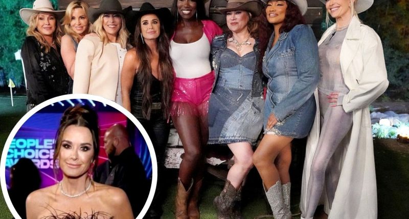 REPORT: RHOBH Cast is "Sick" of Kyle Richards Controlling Storyline With "Producer" Role, Want to "Take Her Down" as She Refuses to Be Transparent, Plus Over-the-Top Gift She Received From Production